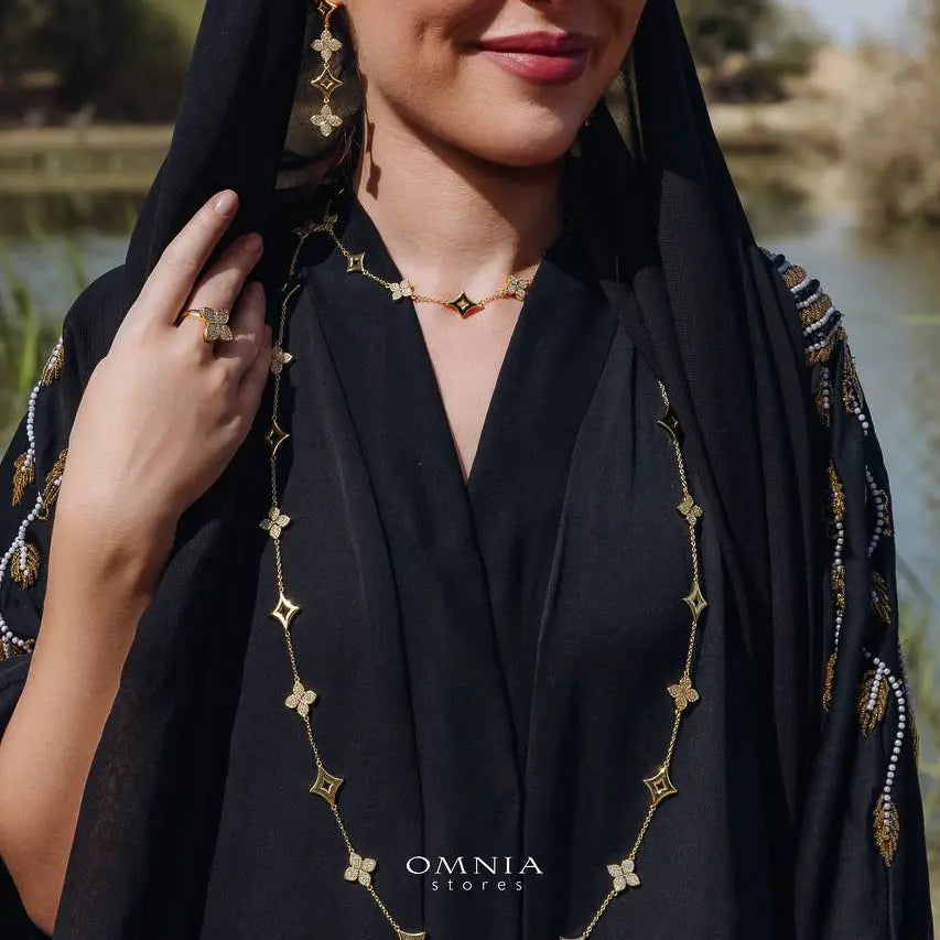 The Story Behind the Golden Clove Collection: A Tribute to Opulence & Tradition