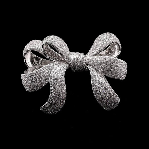 Omnia Brooches