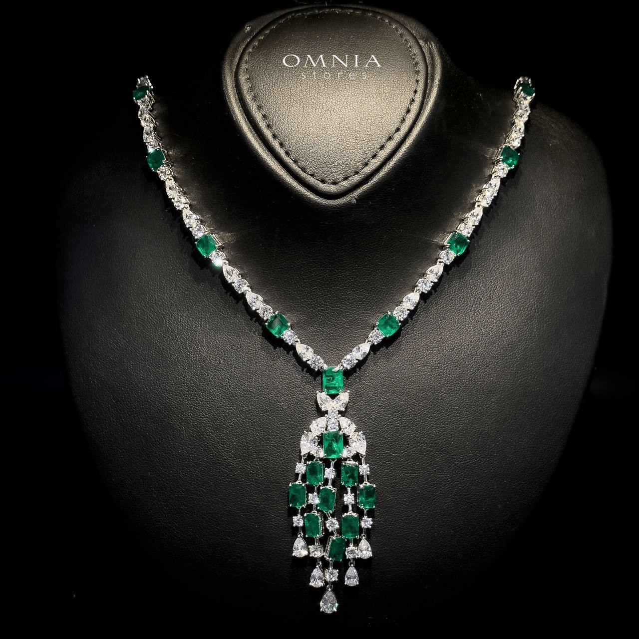 Omnia Israa Green Necklace In 92.5 Silver High Quality Simulated diamonds - OMNIASTORES UAE
