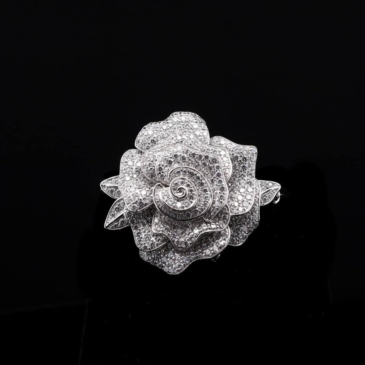 Omnia Silver Rose Brooch in 92.5 Silver with High Quality Simulated Diamonds - OMNIASTORES UAE