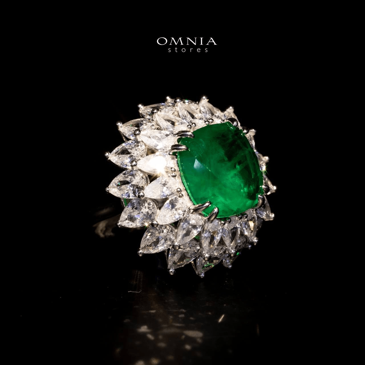 Omnia Thalia Green Ring In 92.5 Silver High Quality Simulated diamonds - OMNIASTORES UAE