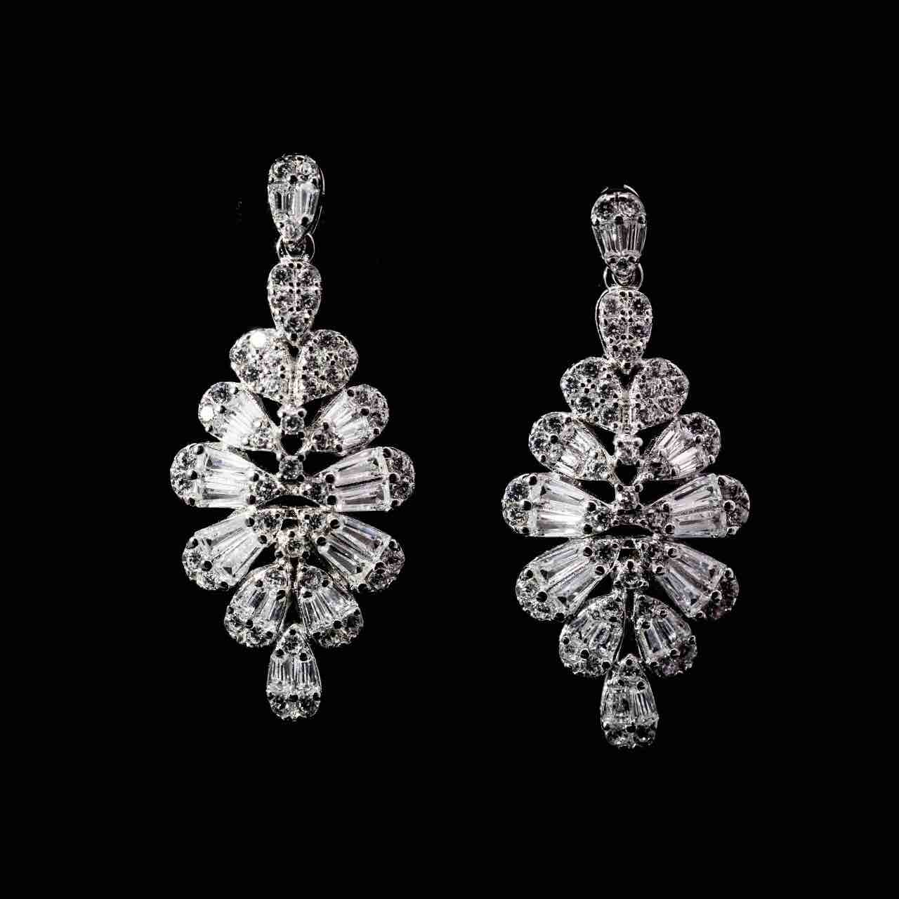 Omnia Iffat White Bridal Full Set in 925 Silver High Quality Simulated Diamonds