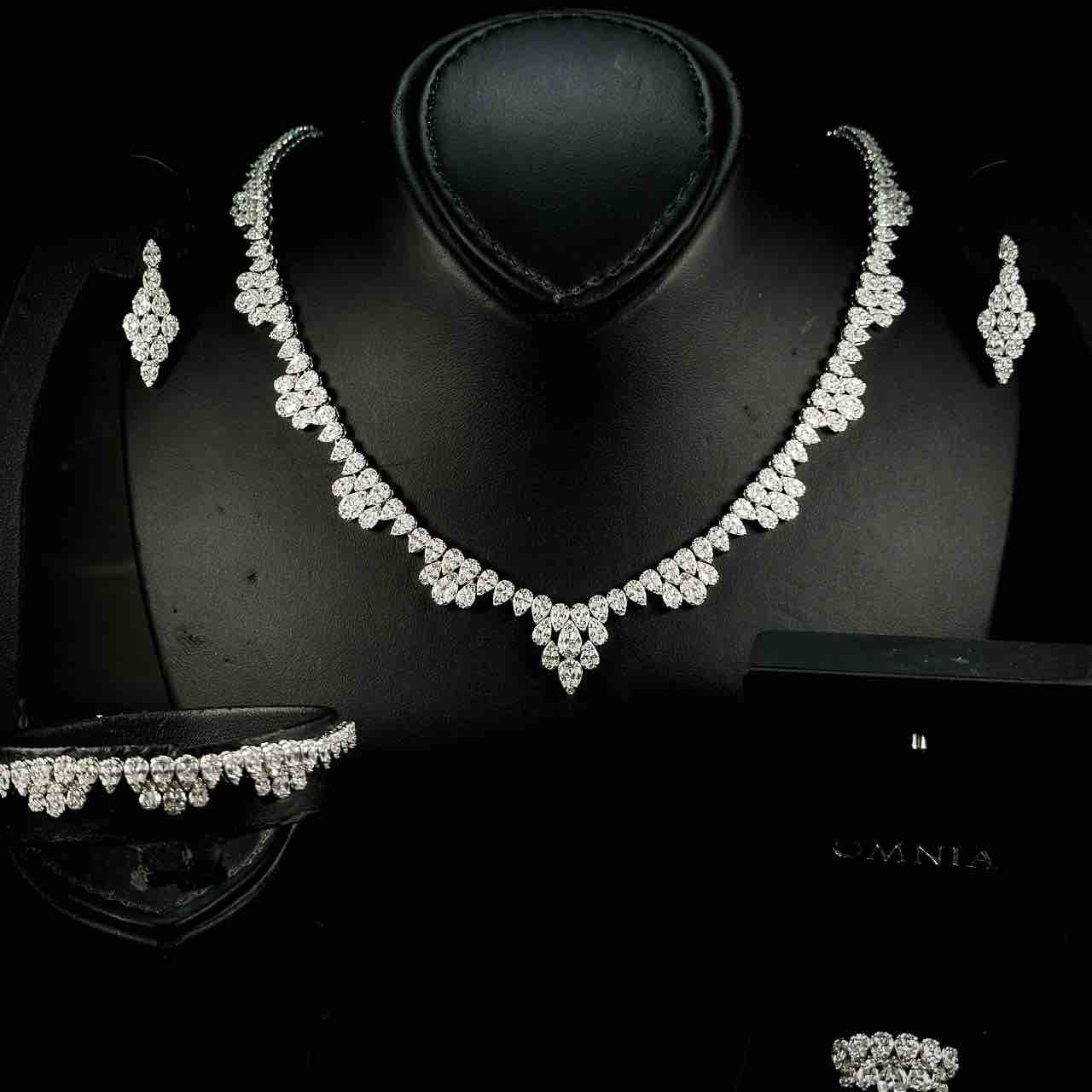 Omnia Lubaba White Bridal Full Set in 925 Silver High Quality Simulated Diamonds