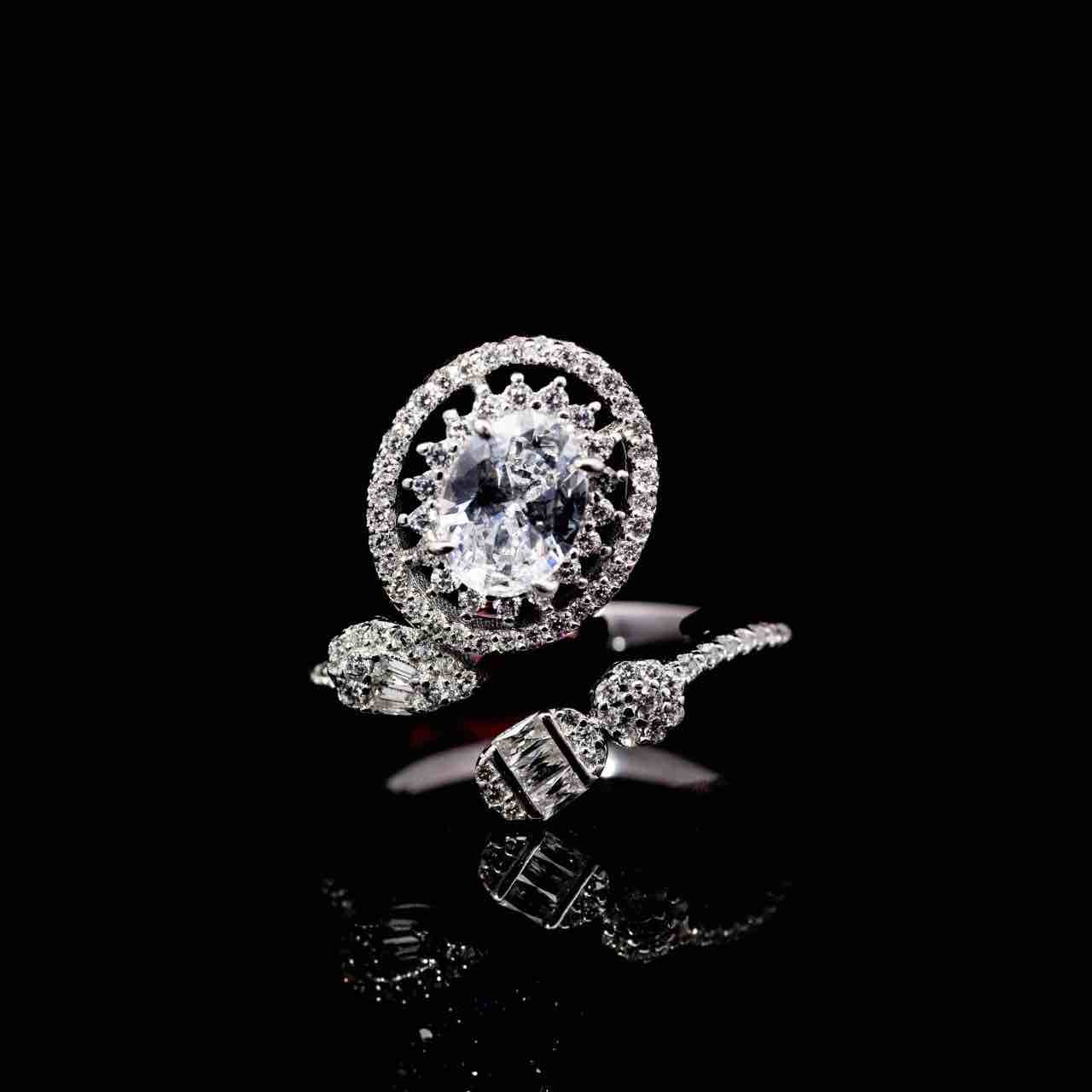 Omnia Manar White Bridal Full Set in 925 Silver High Quality Simulated Diamonds