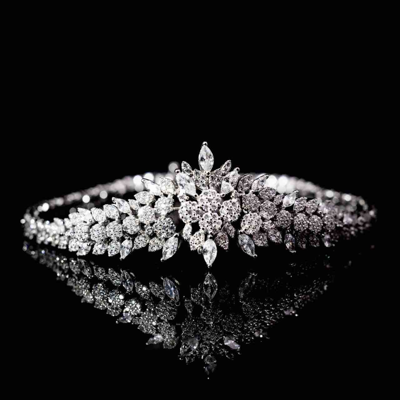 Omnia Naziha White Bridal Full Set in 925 Silver High Quality Simulated Diamonds - OMNIASTORES UAE