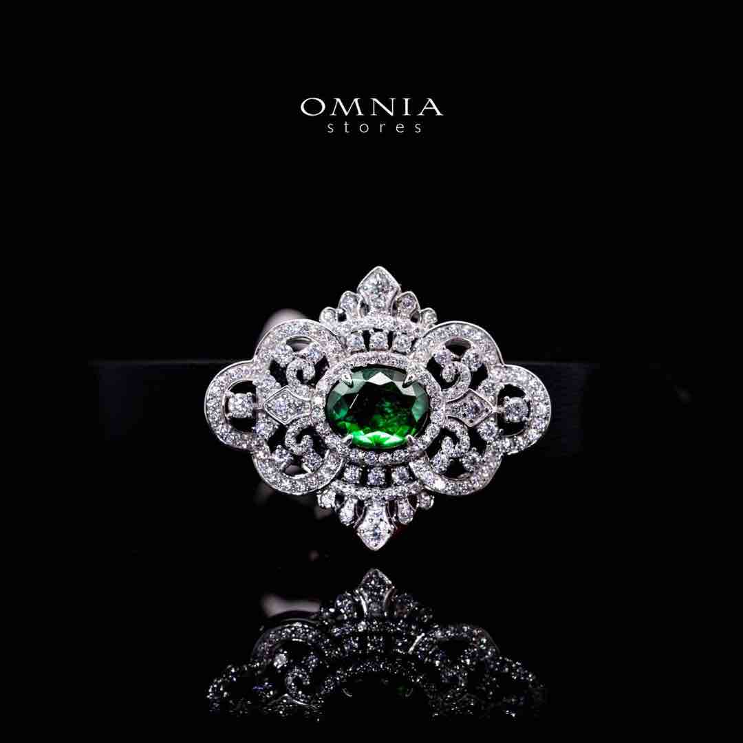 Omnia Bayan Green Leather Strap Bracelet in 925 Silver with High Quality Simulated Diamonds - OMNIASTORES UAE