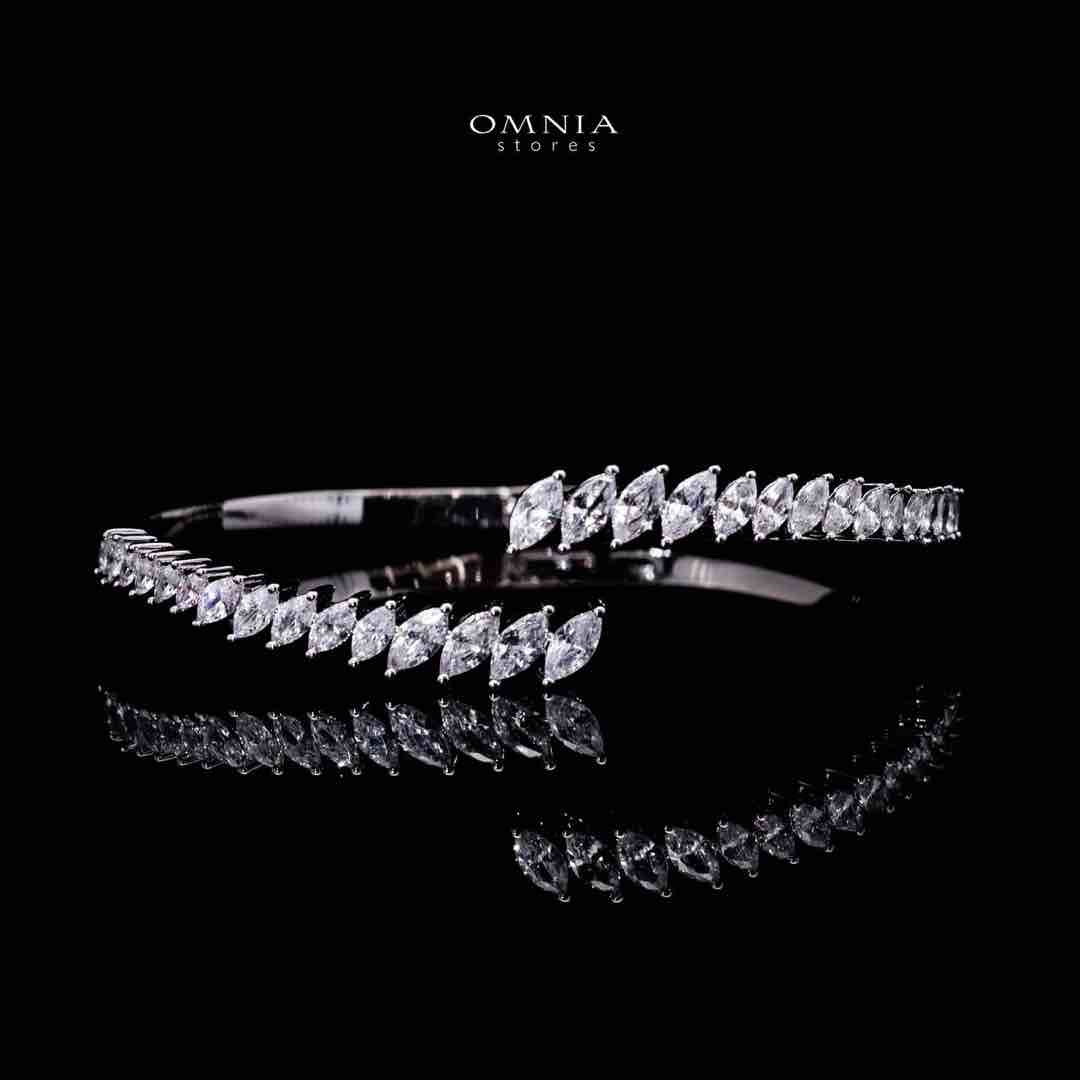 Omnia Ehan Luxury White Bracelet & RIng Set in High Quality Zircon Stone Rhodium Plated