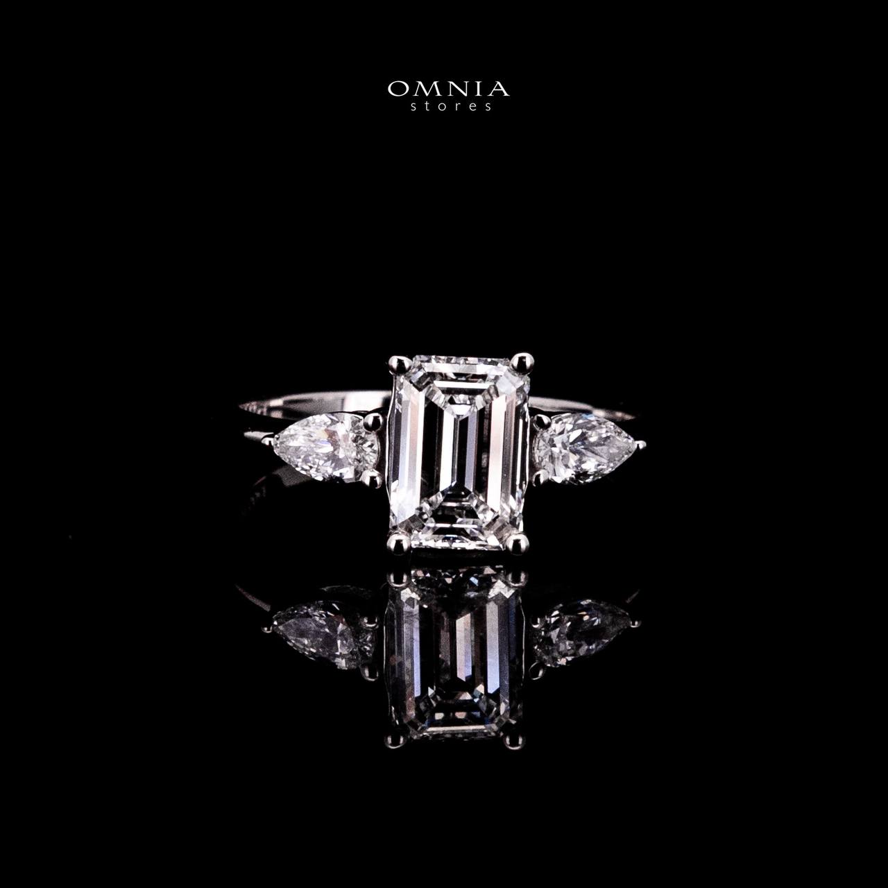 Omnia Aysha White Ring 925 Silver High Quality IGI Certifited High Quality Lab Grown Stones 1.60ct