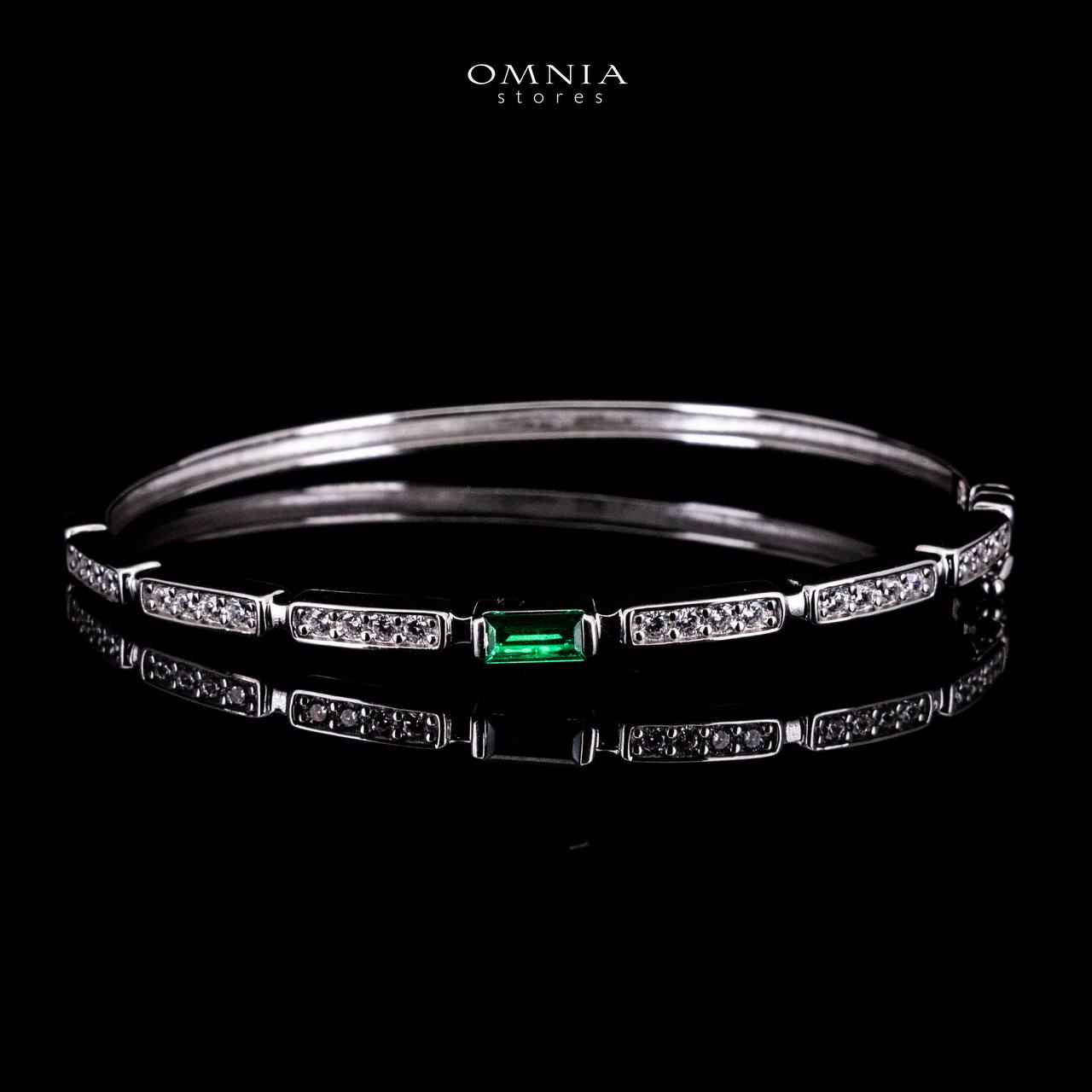 Omnia Rukia Green Bangle in 925 Silver High Quality Simulated Diamonds - OMNIASTORES UAE