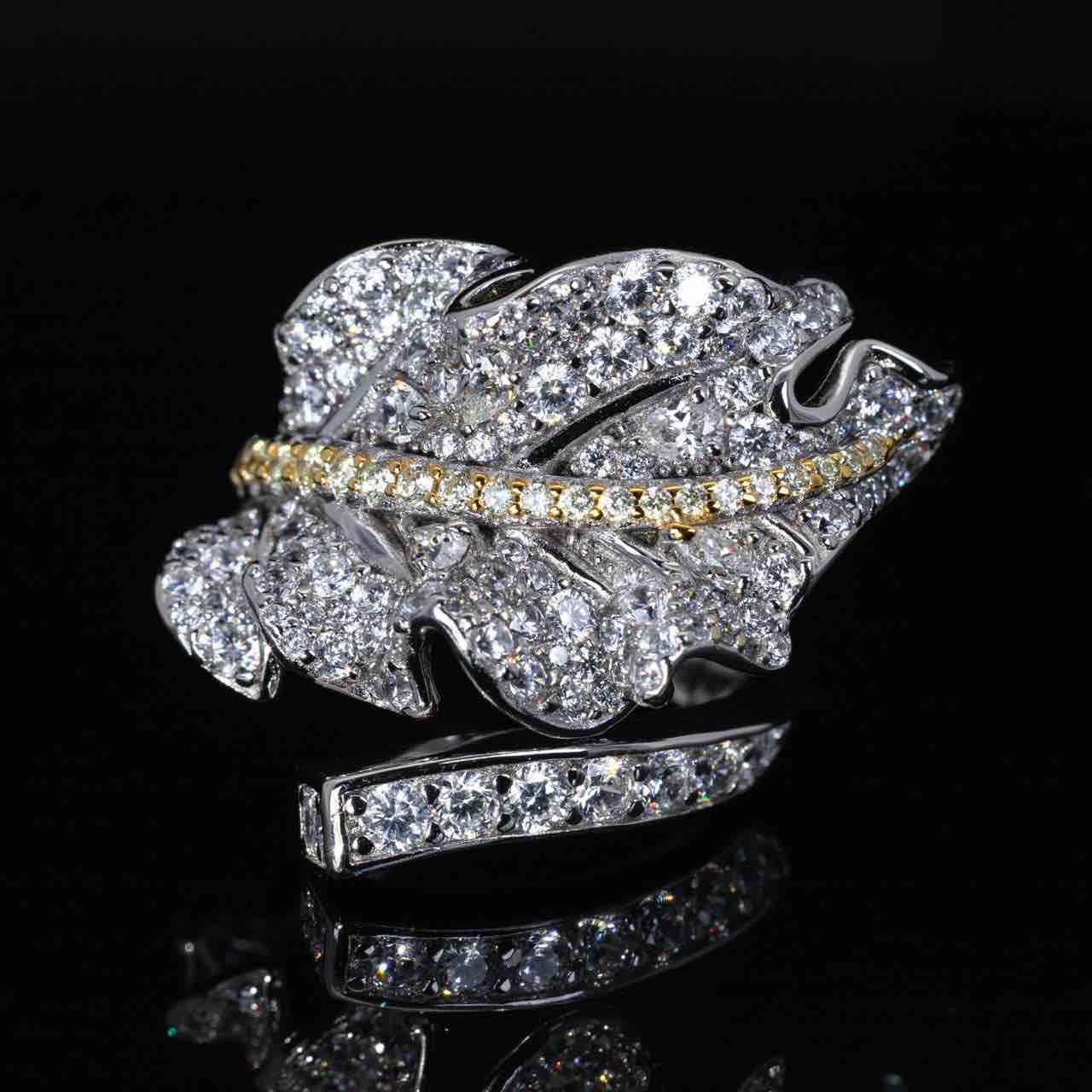 Omnia Ayah White Leaf Ring With High Quality Certified Lab Crafted Stones In 925 Silver