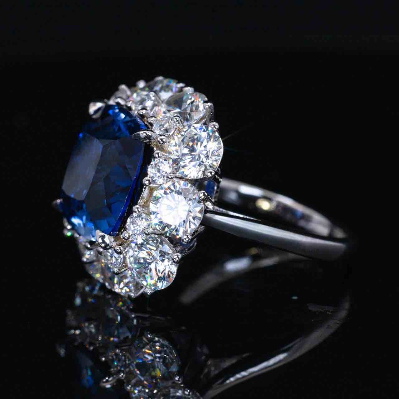 Omnia Hinza Blue Cushion Cut Ring With High Quality Certified Lab Crafted Stones In 925 Silver