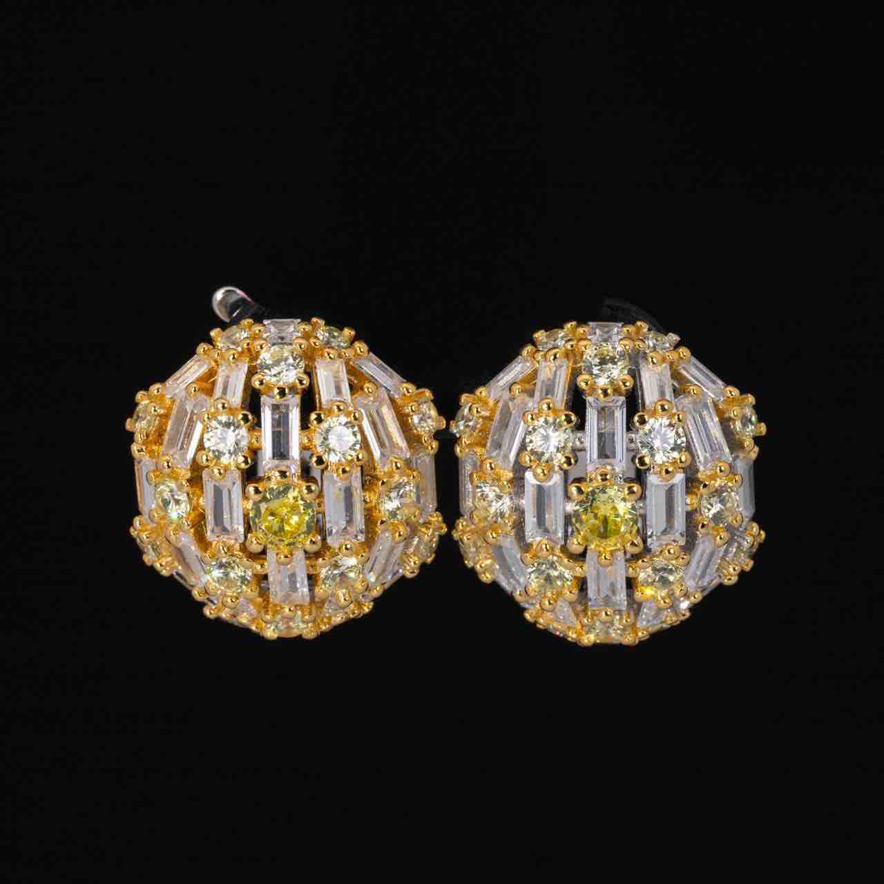 Omnia Lahna White and Yellow Clip Earrings With High Quality Simulated Diamonds In 925 Silver