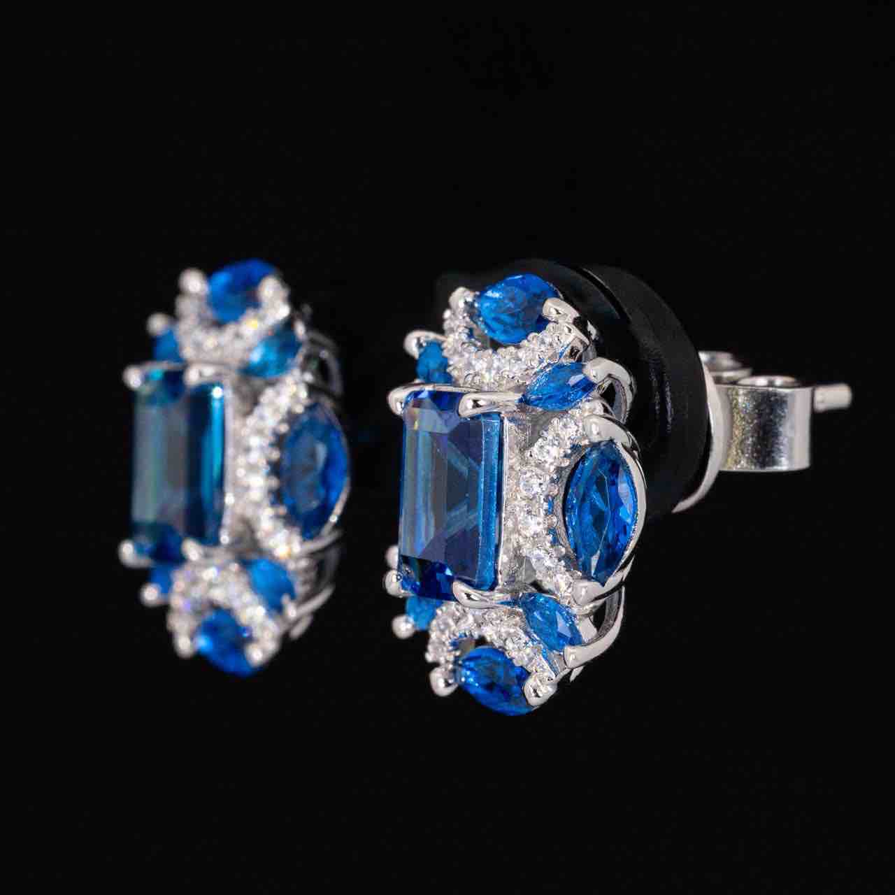 Omnia Aliz White and Blue Earrings With High Quality Simulated Diamonds In 925 Silver
