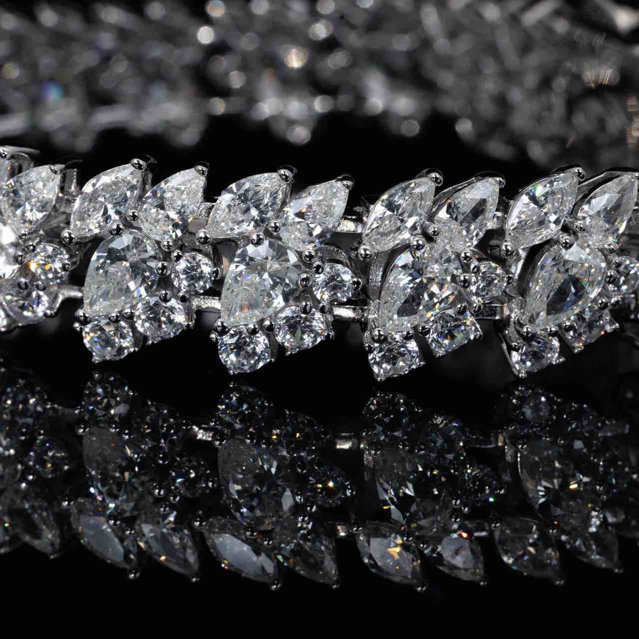 Omnia Maeen White Bracelet With High Quality White Simulated Diamonds Stones in 925 Silver