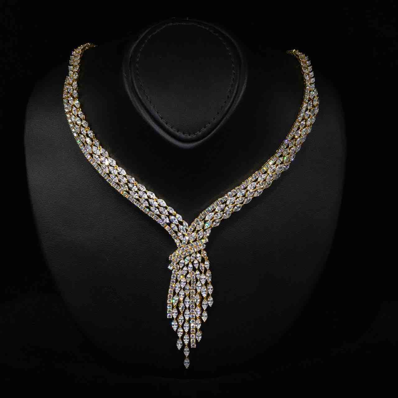 Omnia Fatma Gold Luxury Bridal Full Set in High Quality Zircon Stone in Rhodium Plated - OMNIASTORES UAE