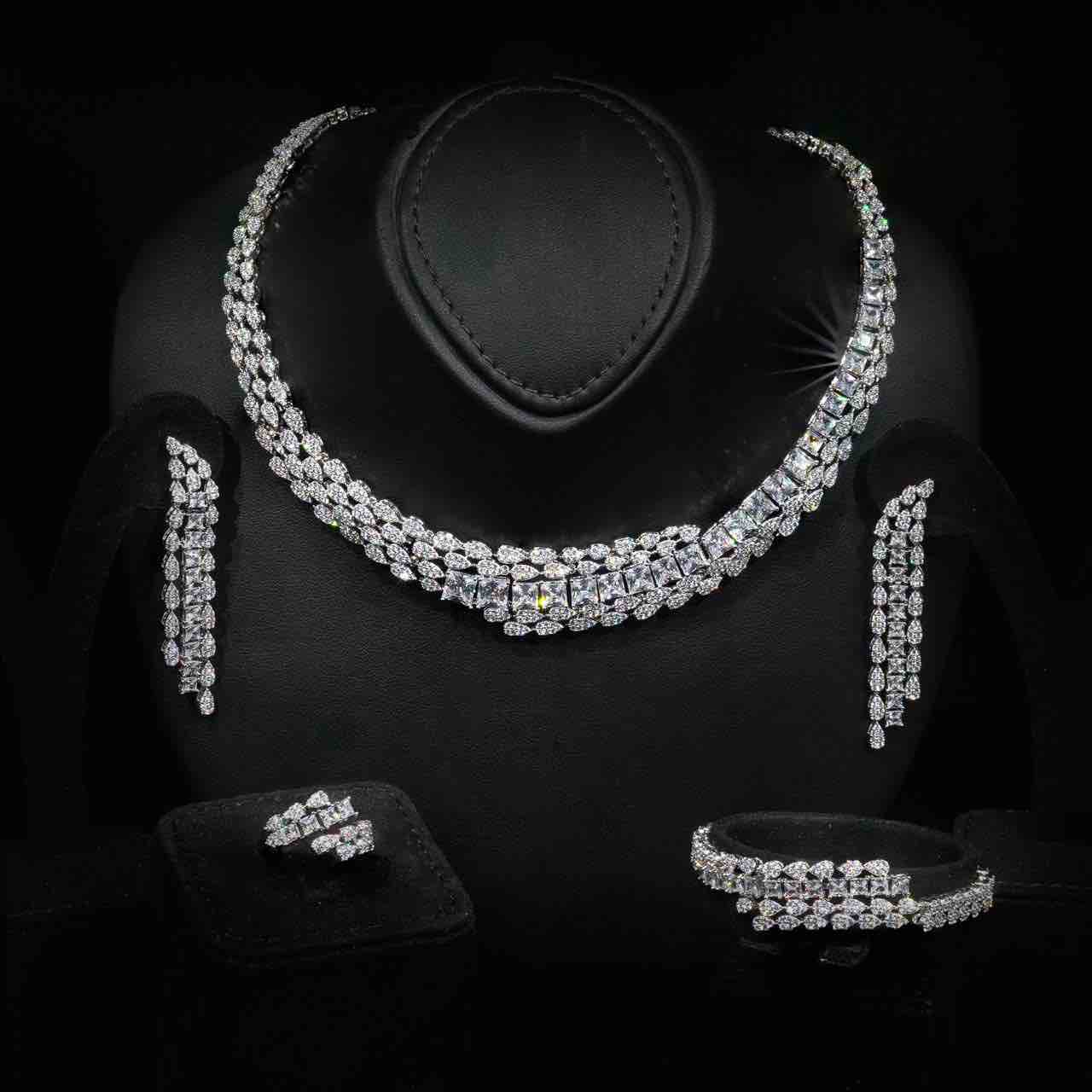 Omnia Trinity White Luxury Bridal Full Set in High Quality Zircon Stone in Rhodium Plated - OMNIASTORES UAE