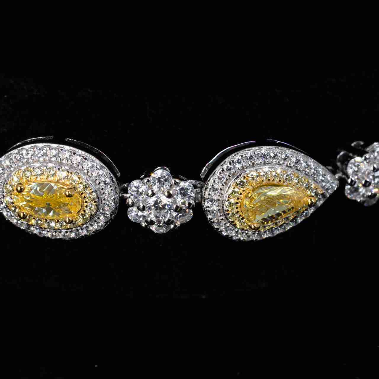 Omnia Taliha White and Yellow Bracelet With High Quality Simulated Diamonds In 925 Silver