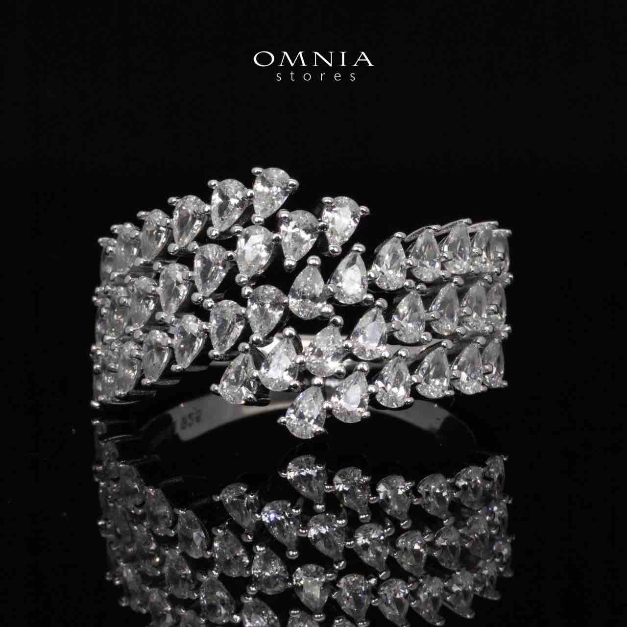 Omnia Klara White Ring With High Quality Simulated Diamonds In 925 Silver