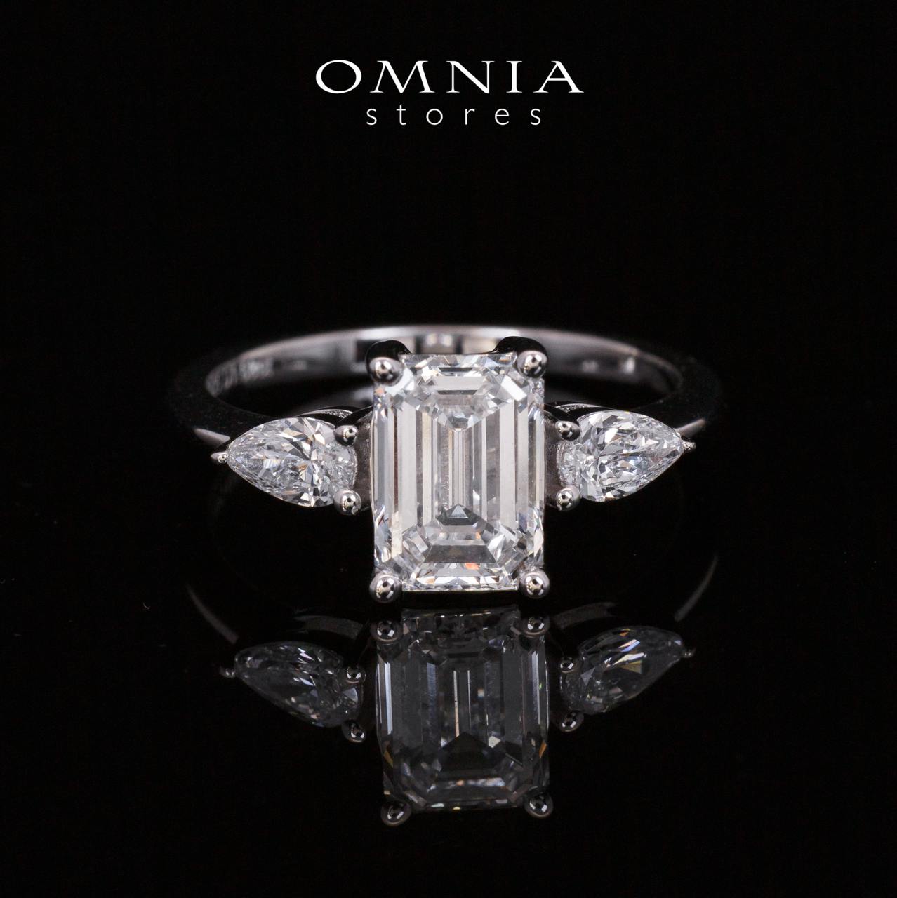 Aysha Lab Grown IGI Certifited Emerald Cut D VS1 White Ring High Quality 925 Silver 1.60ct - OMNIASTORES UAE