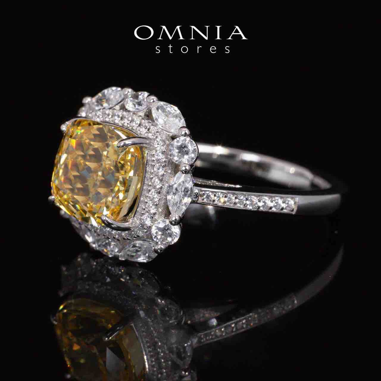 Teresa Yellow and White Ring With High Quality Simulated Diamonds in 925 Silver - OMNIASTORES UAE