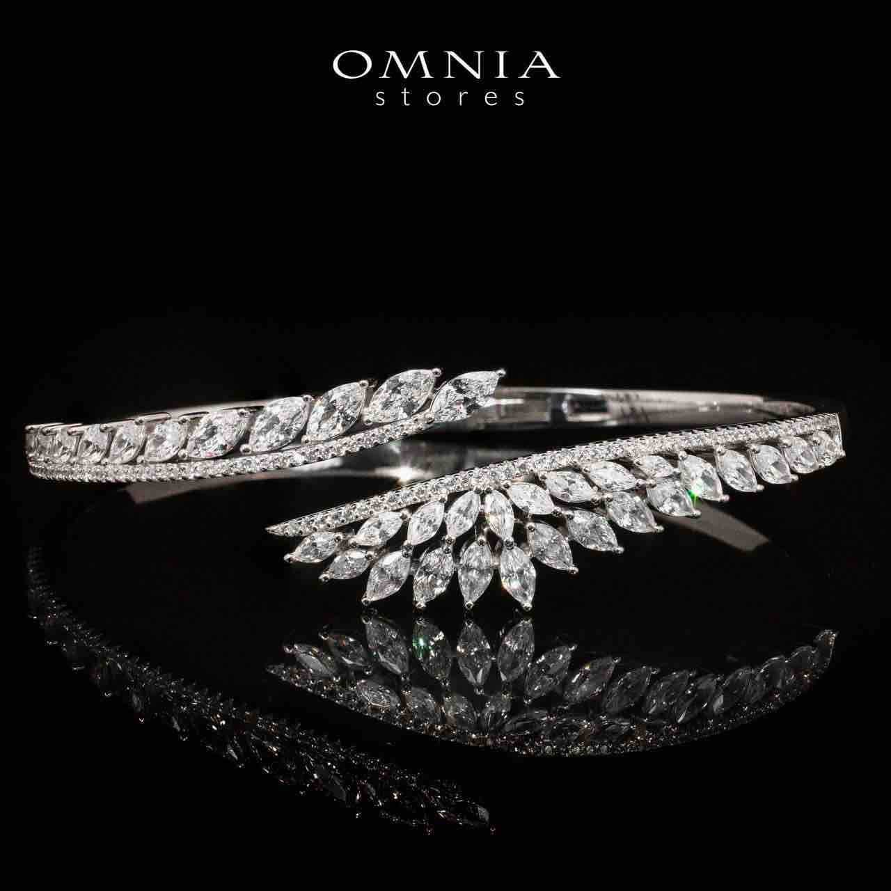 Claire White Bridal Full Set in 925 Silver High Quality Simulated Diamonds - OMNIASTORES UAE