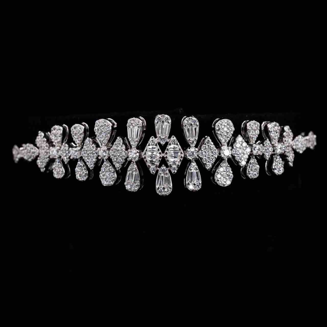 Laurel White Bridal Full Set in 925 Silver High Quality Simulated Diamonds