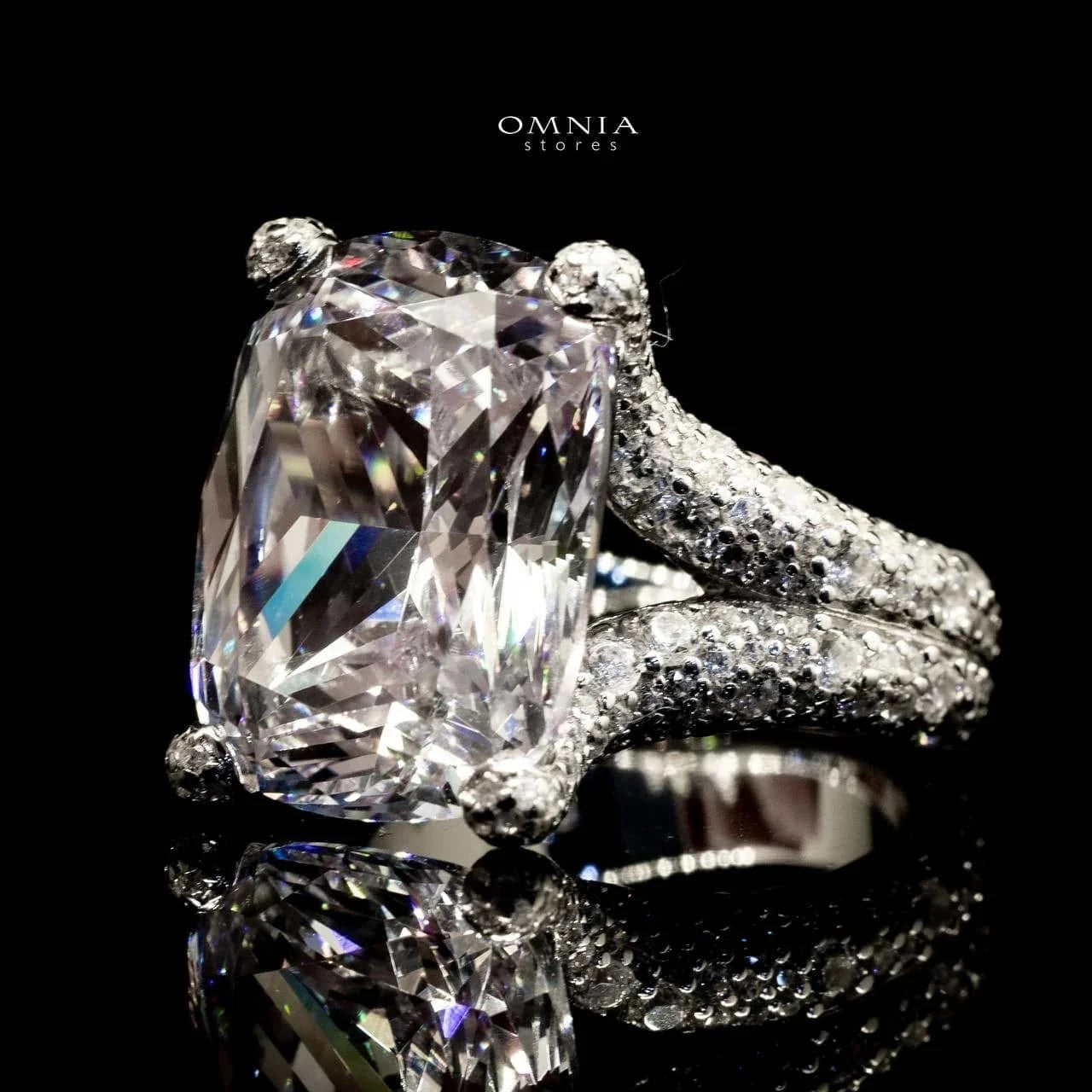 Omnia Diya white Ring 92.5 Silver in High Quality Simulated Diamonds - OMNIASTORES UAE