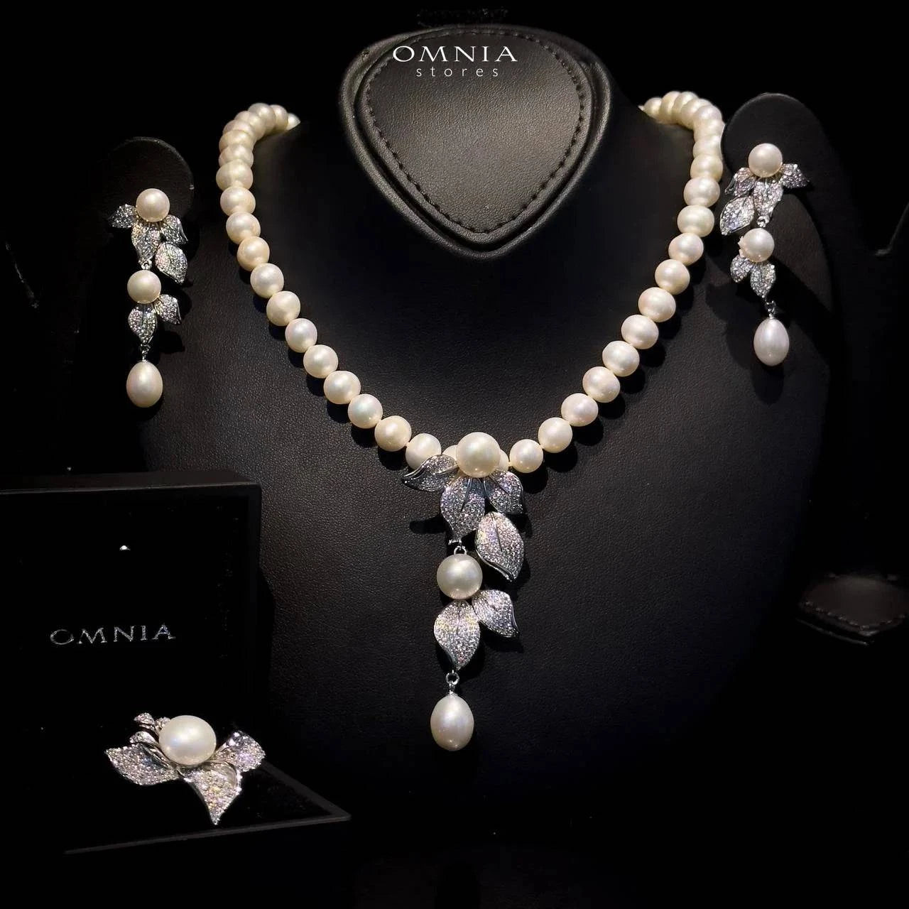 Omnia Precious Fresh Real Water Pearl Set 925 Silver In High Quality Simulated diamonds - OMNIASTORES UAE