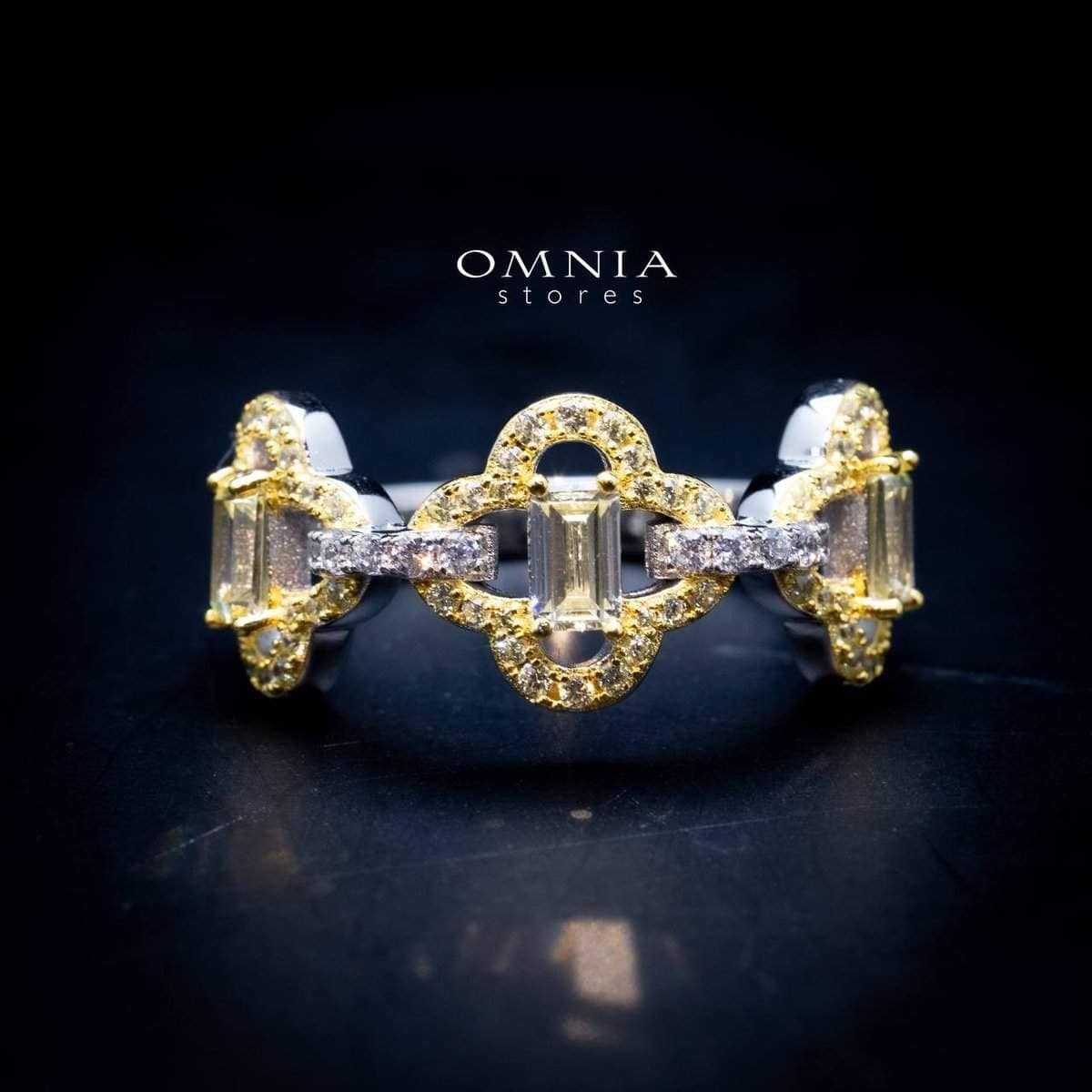 Omnia Amna Gold and White Ring in 92.5 Silver High Quality Simulated diamonds - OMNIASTORES UAE