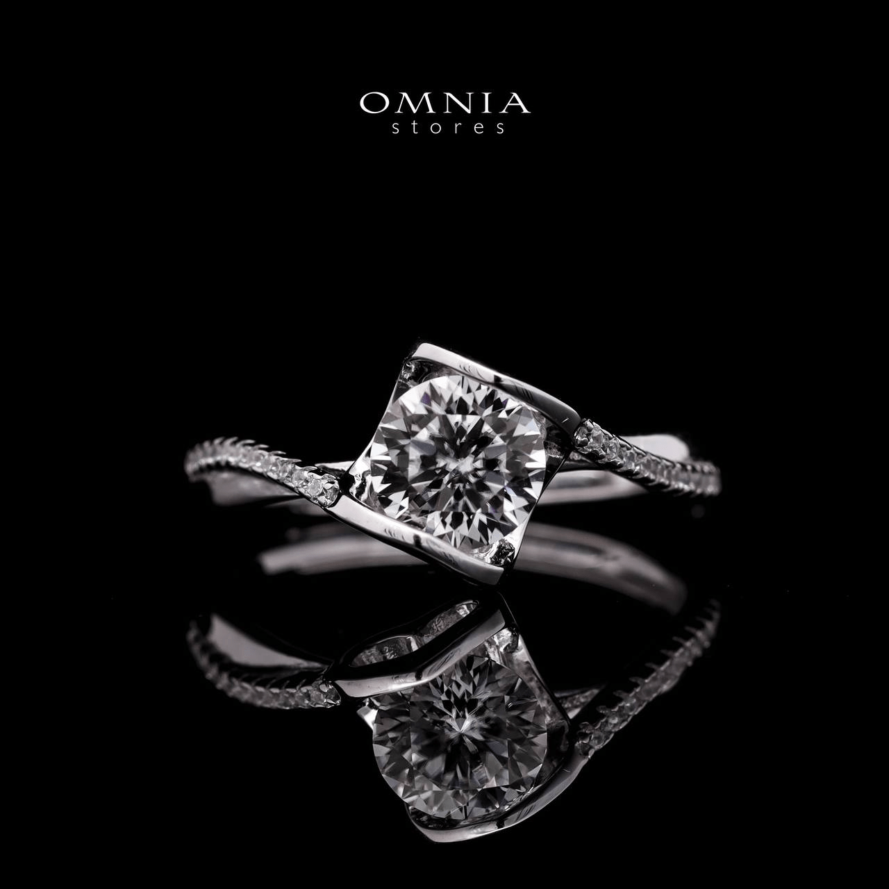 Omnia Rima White Ring 92.5 Silver in High Quality Moissanite Stones - OMNIASTORES UAE