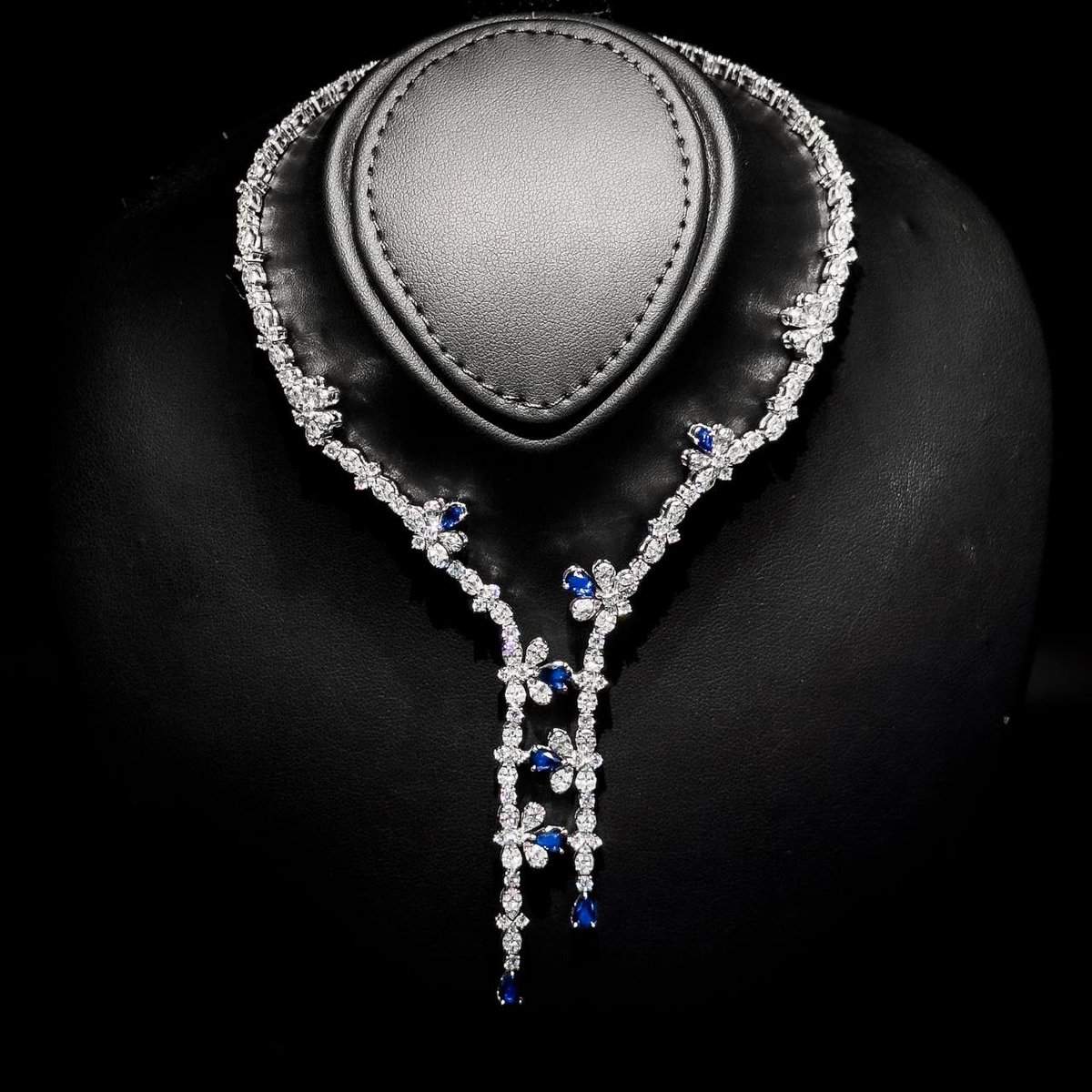 Omnia Lubna Blue Bridal Full Set in 925 Silver with High-Quality Simulated Diamonds and Teardrop Design - OMNIASTORES UAE