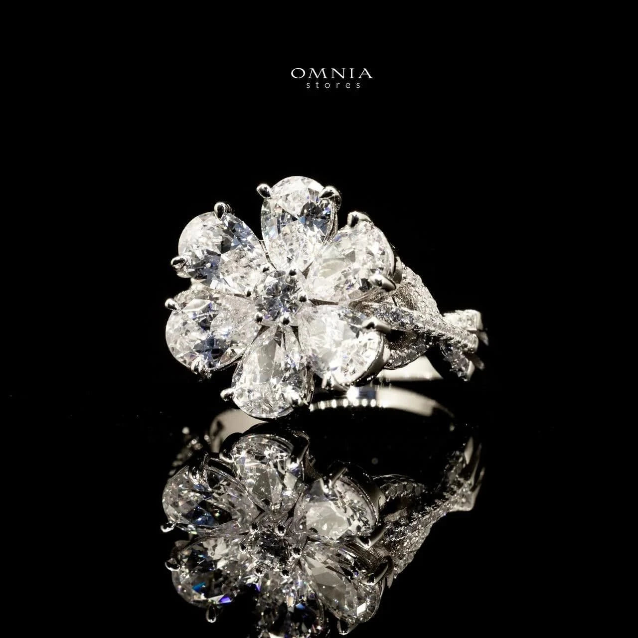 Omnia Chafia white 0.75 Carat Ring 92.5 Silver High Quality Simulated diamonds - OMNIASTORES UAE