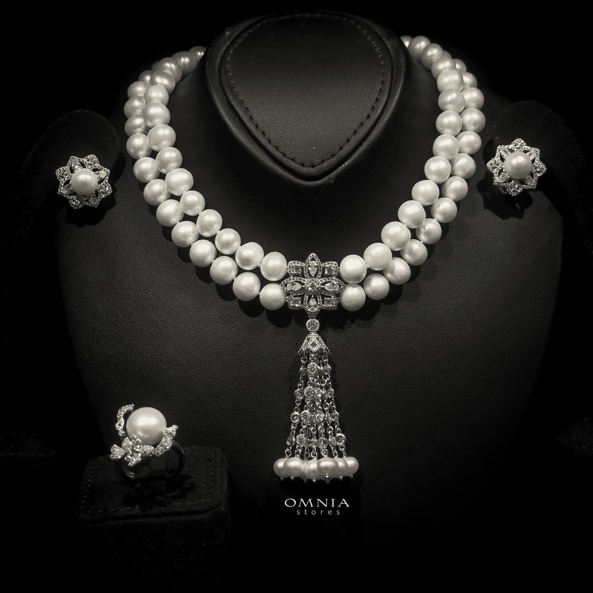 Omnia Janine Fresh Real Water Pearl Set in 925 Silver High Quality Simulated diamonds - OMNIASTORES UAE