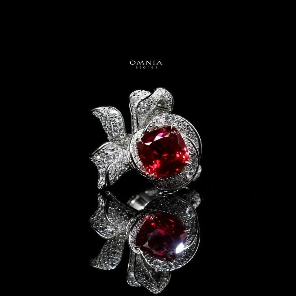Omnia Darcy Ring 92.5 Pure Silver in High Quality Simulated Diamonds - OMNIASTORES UAE