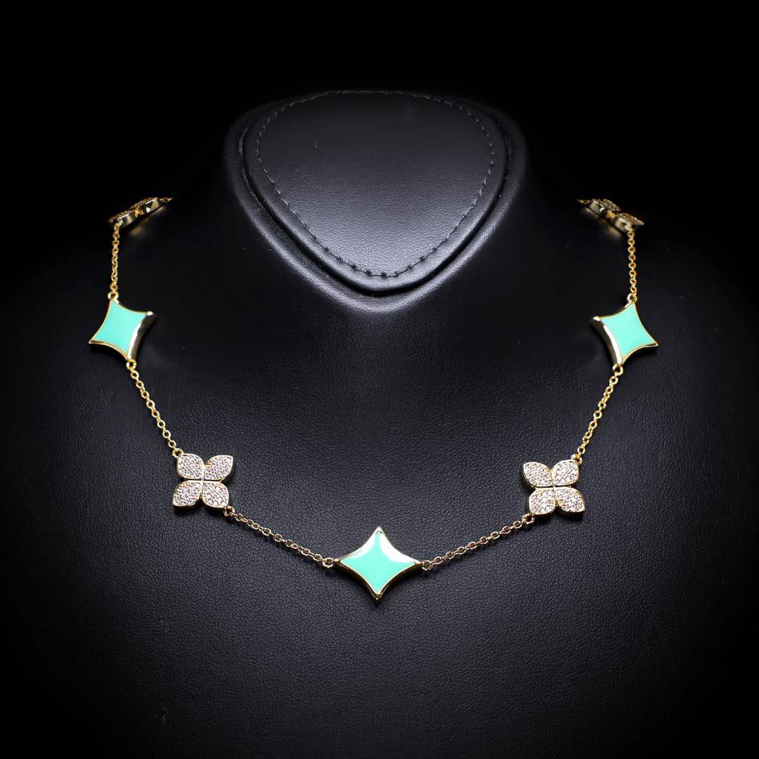 Omnia Golden Clove Turquoise Choker Full Set with High-Quality Simulated Diamonds Gold Plated