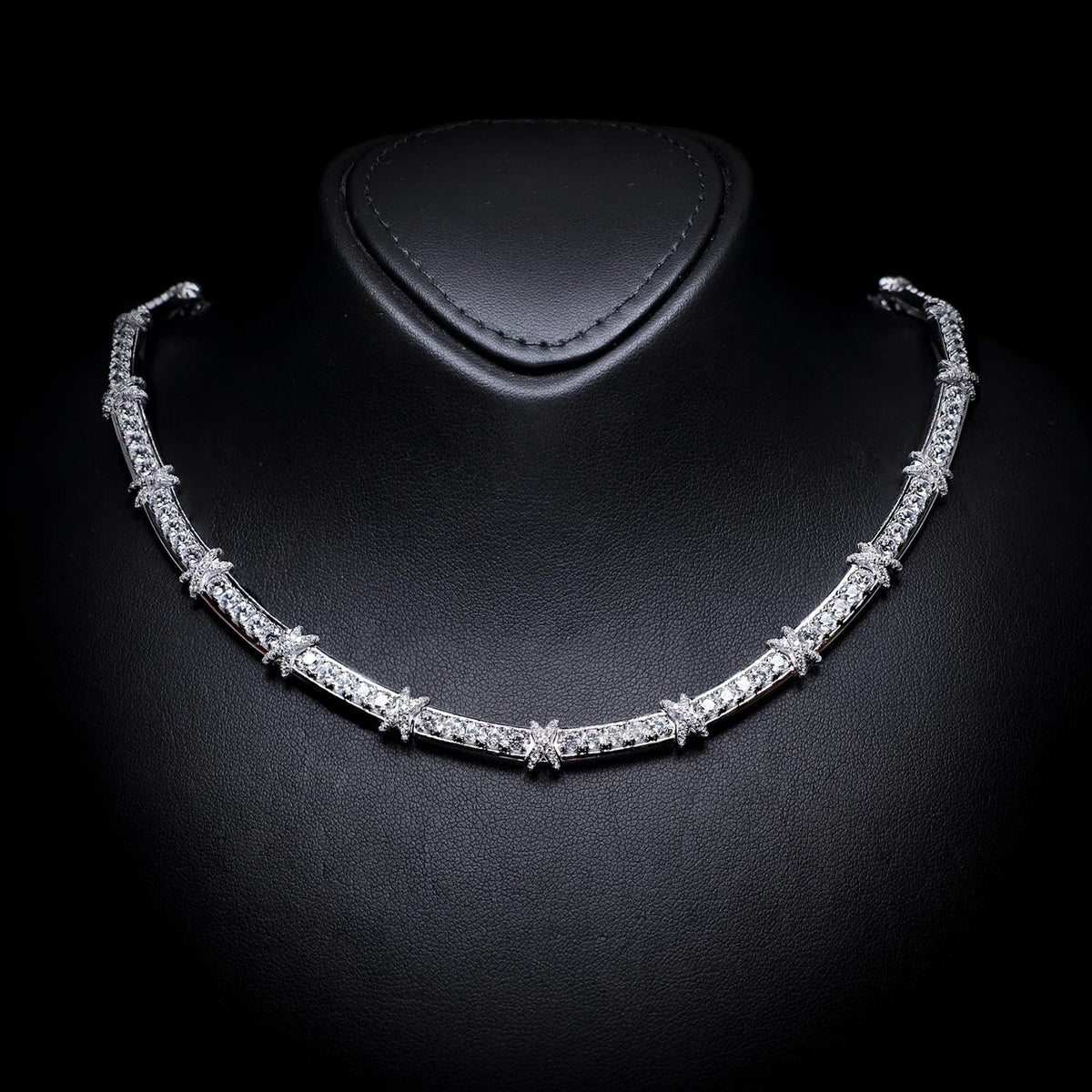 Danah White X-Collar Necklace with Certificate | Simulated Diamonds in 925 Sterling Silver