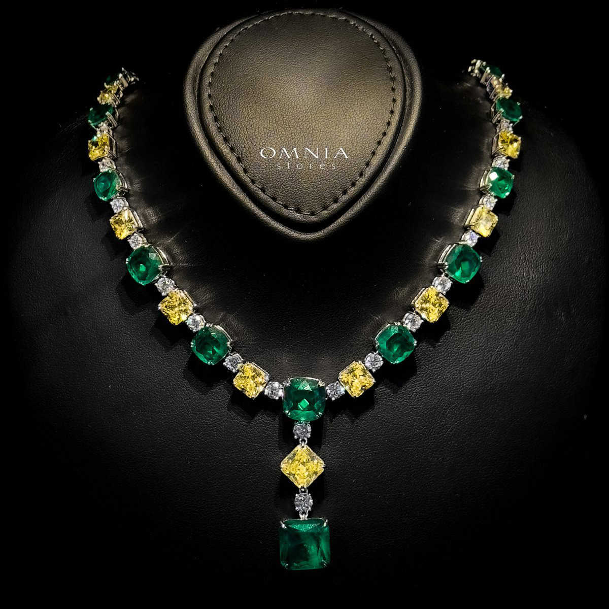 Omnia Salwa Necklace & Earrings - OMNIASTORES UAE