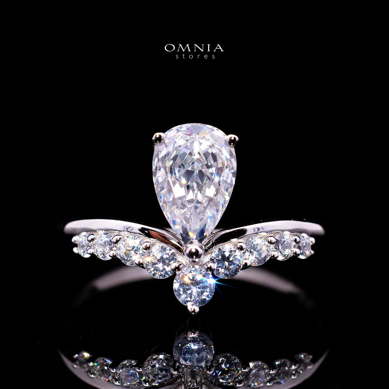 Antonella Ring with Certified Premium Simulated Diamonds in 925 Sterling Silver