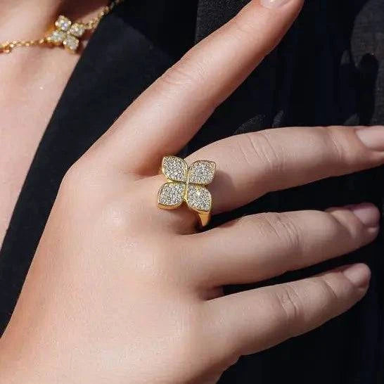 Omnia Golden Clove Long Chain Set with High-Quality Simulated Diamonds Gold Plated - OMNIASTORES UAE
