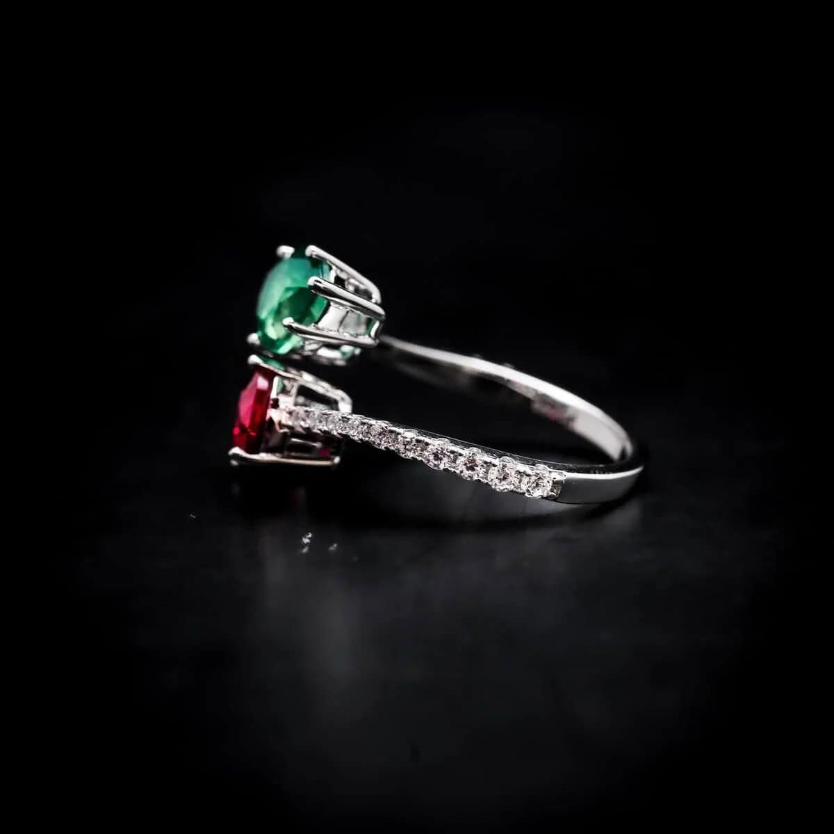 Darlene Dual Teardrop Ring in 92.5 Silver with High Quality Green and Red Simulated Diamonds - OMNIASTORES UAE