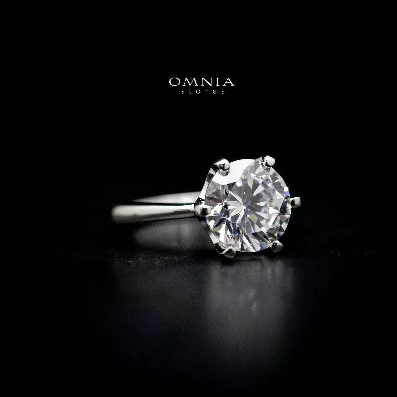 Omnia Lama Ring 92.5 Silver in High Quality Simulated Diamonds - OMNIASTORES UAE