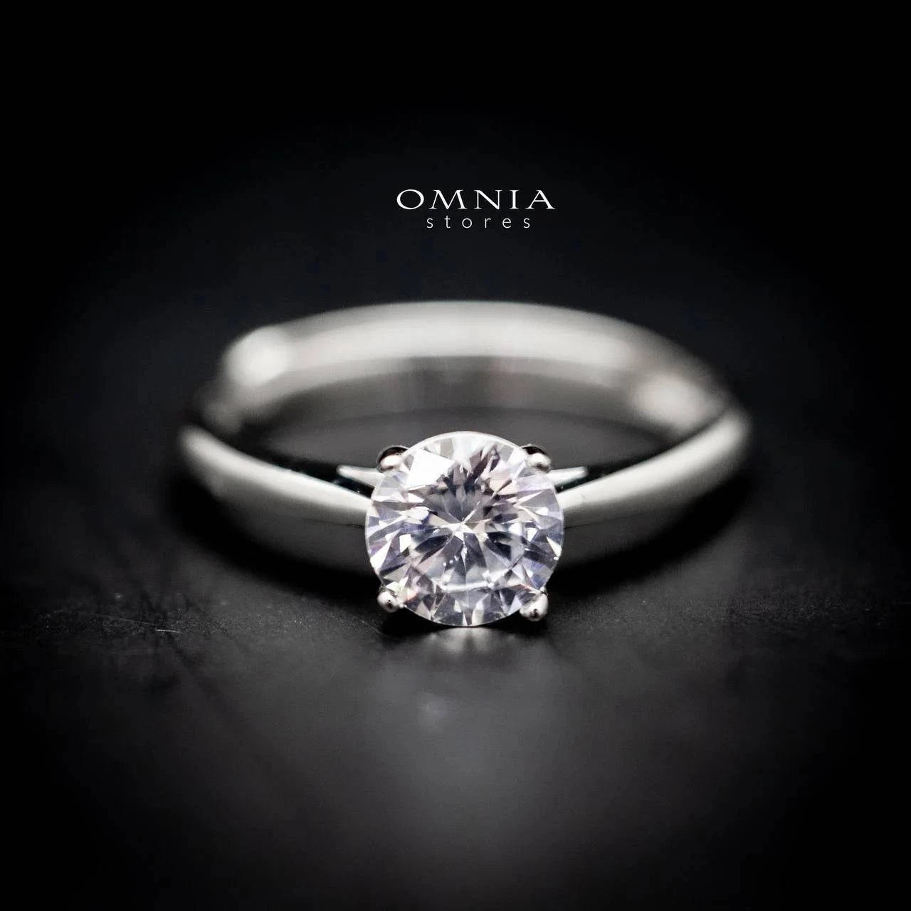 Omnia Classic Solitaire Ring in 92.5 Silver with High Quality Iced Cut Stone - OMNIASTORES UAE