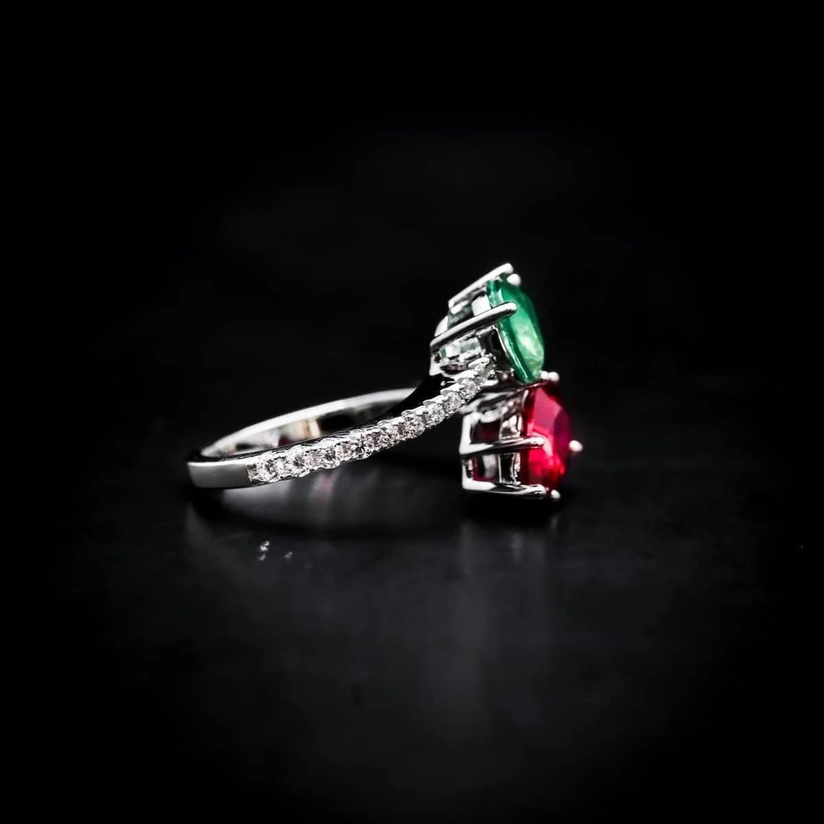 Darlene Dual Teardrop Ring in 92.5 Silver with High Quality Green and Red Simulated Diamonds - OMNIASTORES UAE