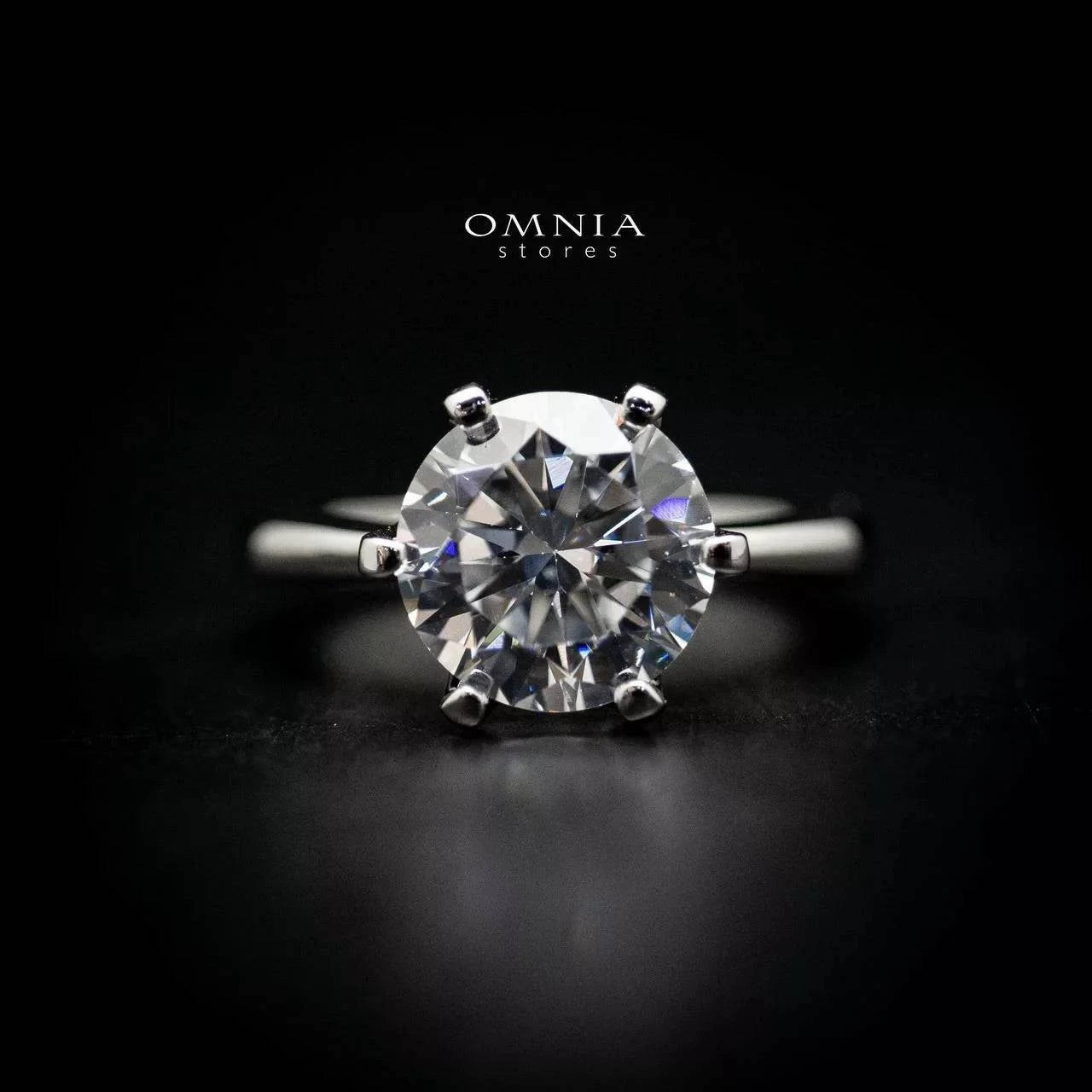 Omnia Lama Ring 92.5 Silver in High Quality Simulated Diamonds - OMNIASTORES UAE