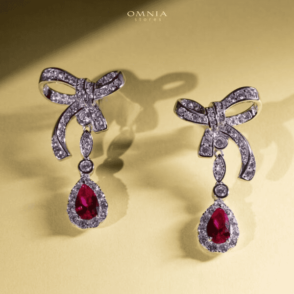 Omnia Amalia Earrings in 925 Silver In High Quality Simulated diamonds - OMNIASTORES UAE