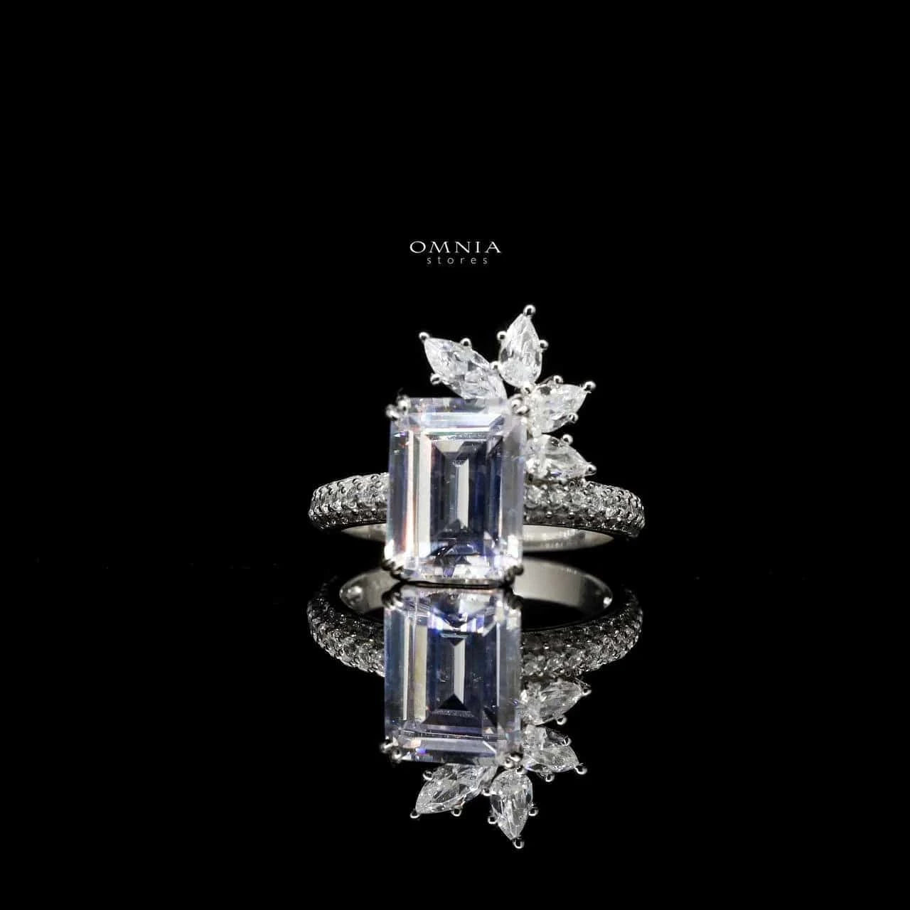 Omnia Chams White Ring 92.5 Silver High Quality Simulated diamonds - OMNIASTORES UAE