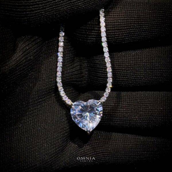 Omnia Heart White Necklace in 925 Silver High Quality Simulated Diamonds - OMNIASTORES UAE