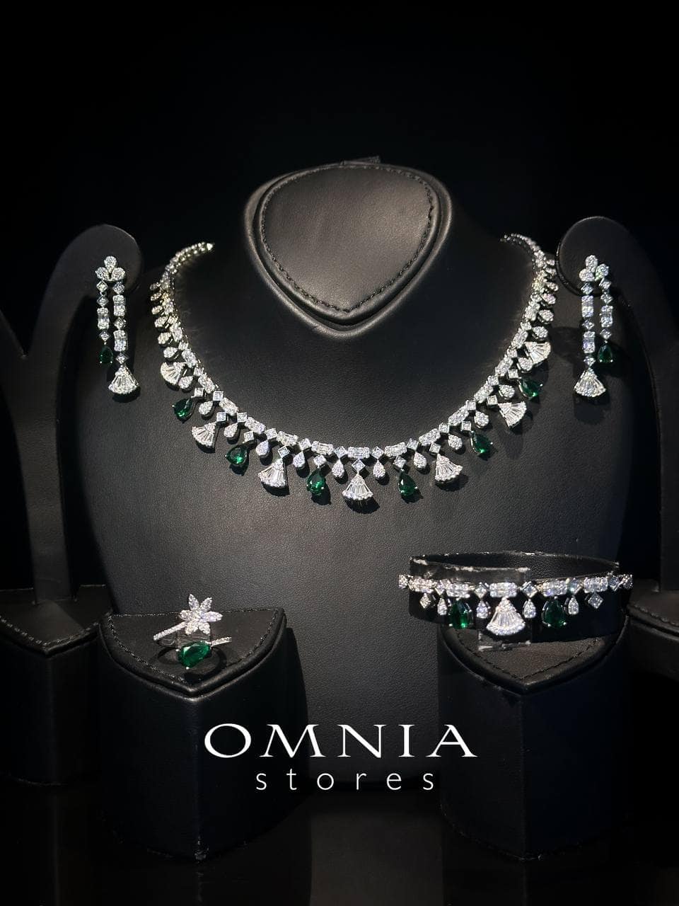 Omnia Marwa Green Full Set in High Quality Zircon Stone in Rhodium Plated - OMNIASTORES UAE