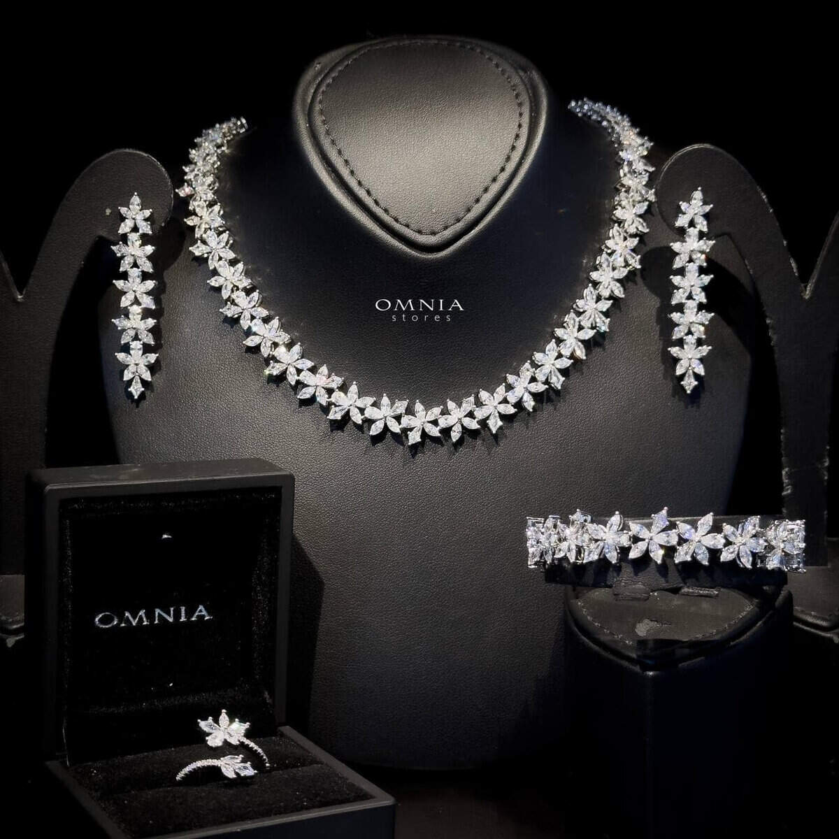 Omnia Zoey Luxury Bridal White Full Set in High Quality Zircon Stone Rhodium Plated د.إ750.00