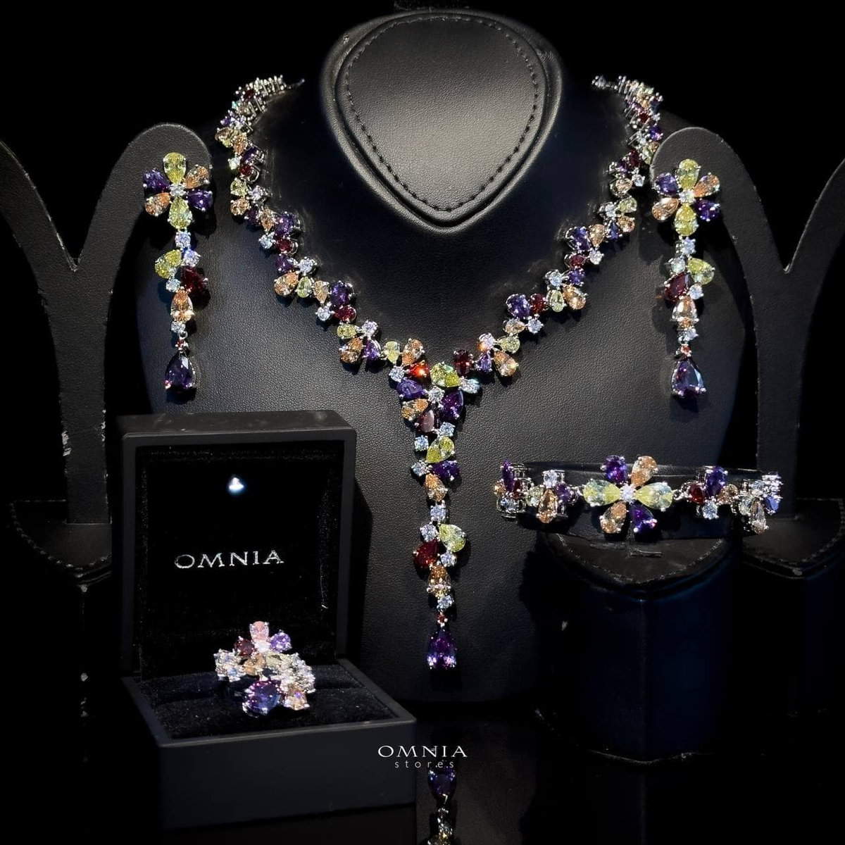 Omnia Aziza Bridal Full Set in High Quality Simulated Diamonds - OMNIASTORES UAE